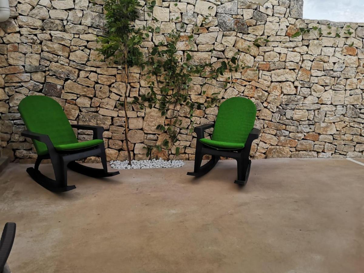Dimora Verde B Con Trullo Masseria Poesia Чистернино Экстерьер фото